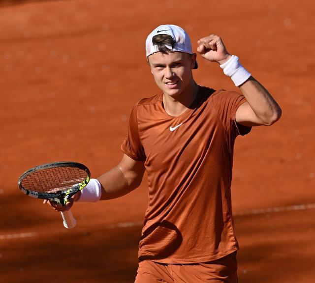 执教勒沃库 执教勒沃库