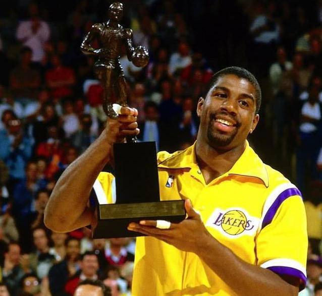 拖泥带水 拖泥带水